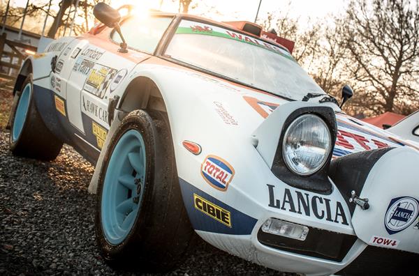 Rally-inspired road car display